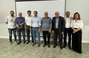 Comitiva em visita à sede da ENERGISA em Cuiabá - MT.
